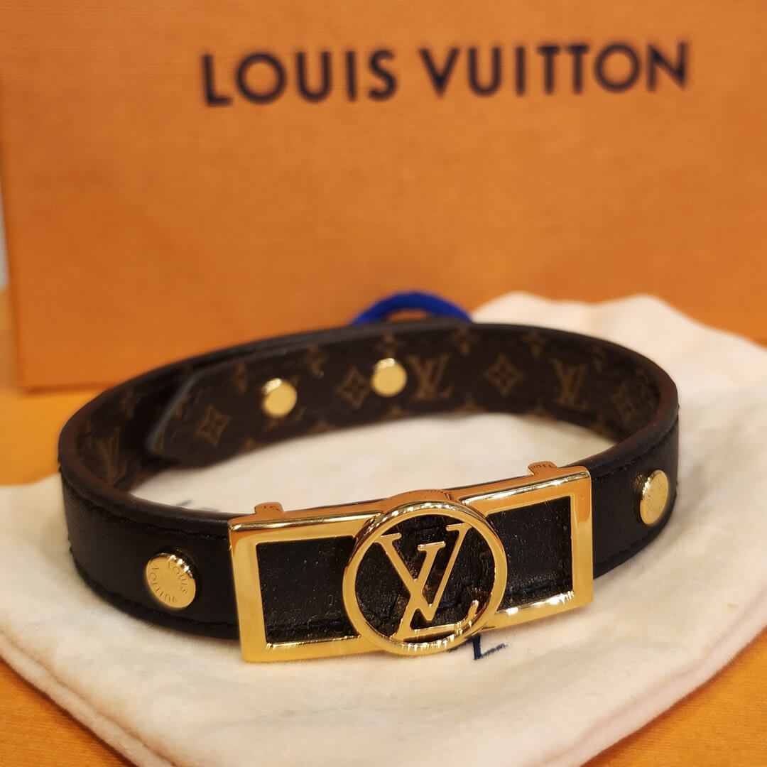 Louis Vuitton Dauphine Bracelet Black Monogram. Size 19