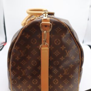 Sida av Louis Vuitton Monogram Keepall 55