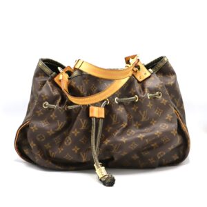 Framsida av Louis Vuitton Irene