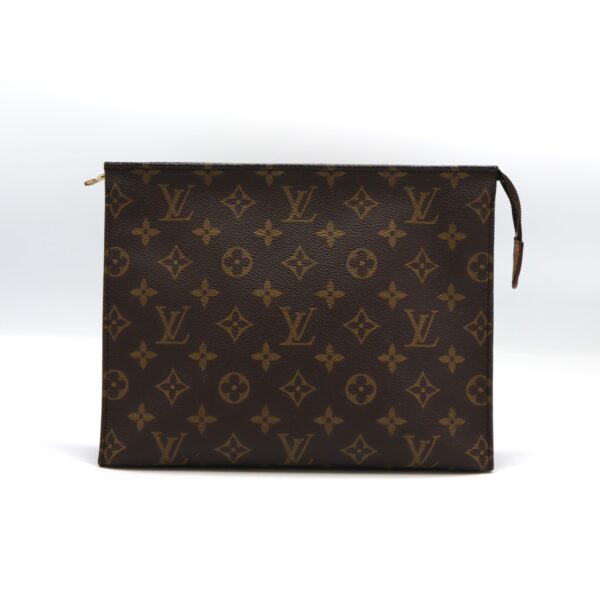 Framsida av Louis Vuitton Toiletry Pouch 26