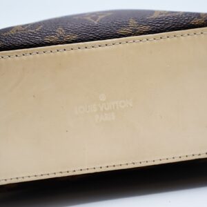 Undersida av Louis Vuitton Saintonge